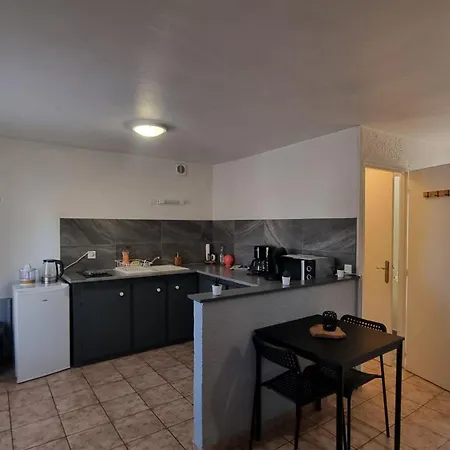 Apartment T2 Centre Renove 36 M2 Confort ! Charleville-Mezieres