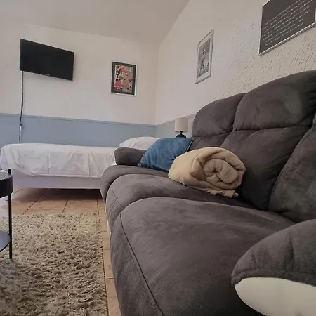 T2 Centre Renove 36 M2 Confort ! * Charleville-Mezieres